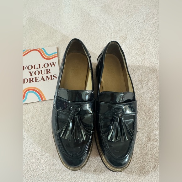 Franco Sarto- Carolynn Tassel Loafer ⭐️ - Picture 3 of 8